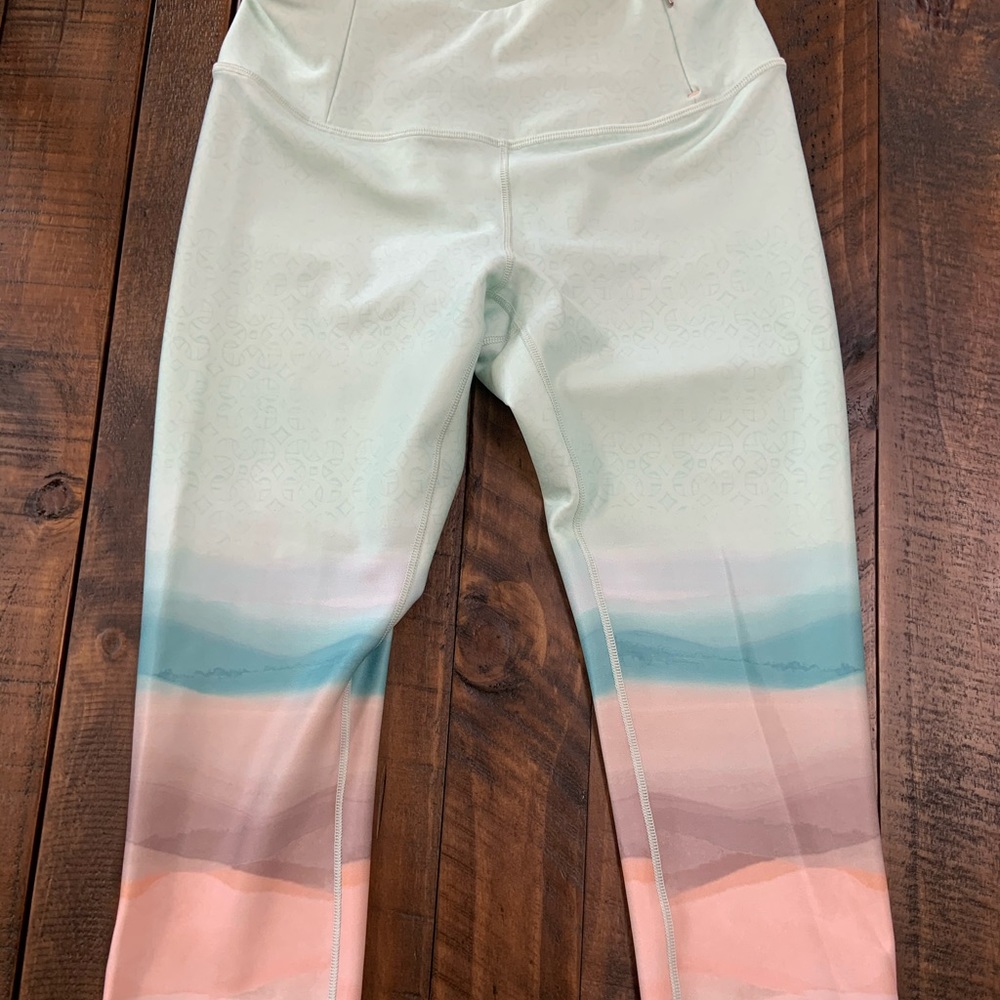 Capris - Picture 2 of 2
